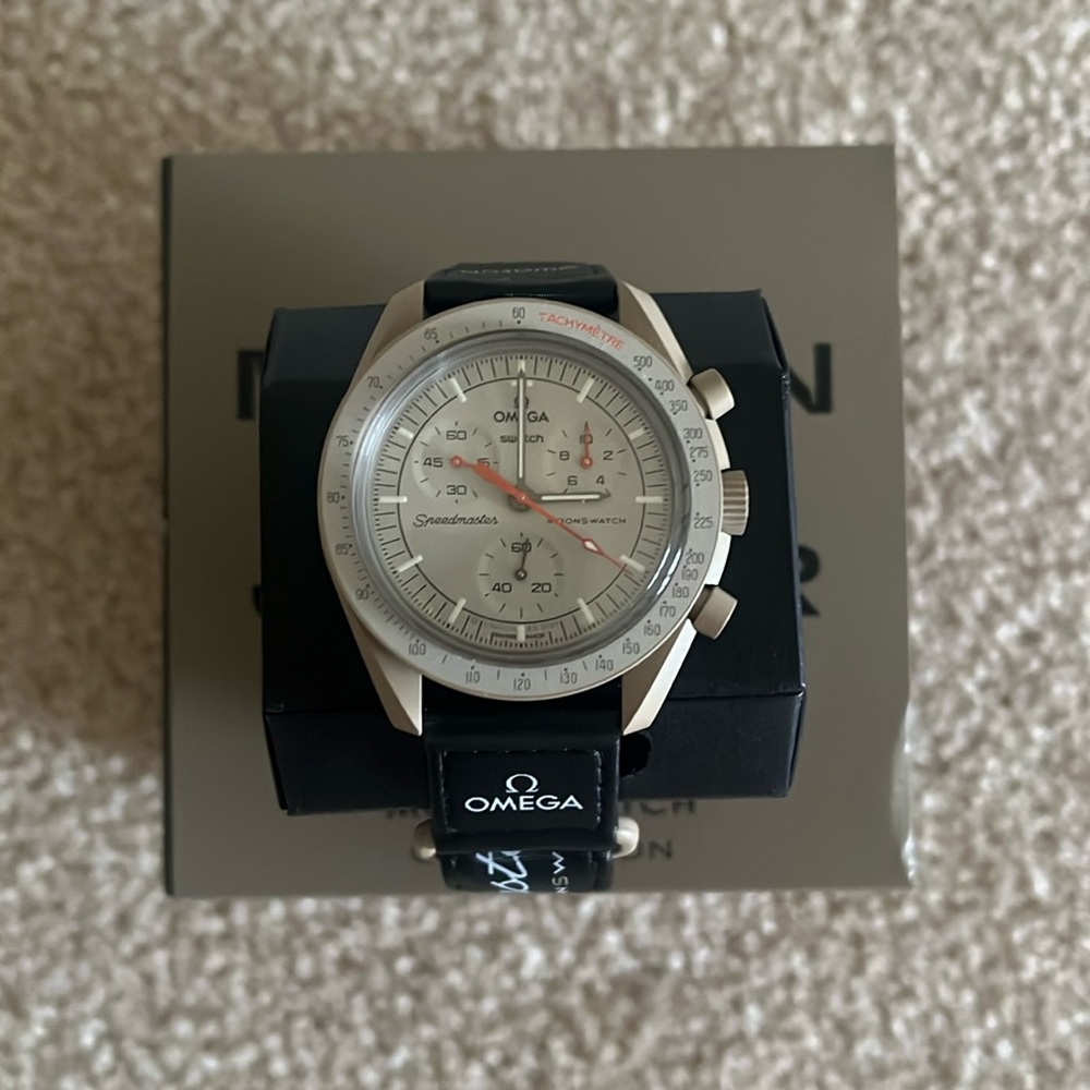 Omega Moonswatch - Jupiter